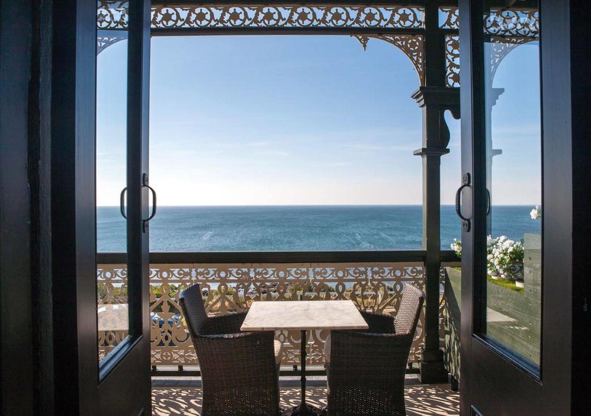 The Royal Hotel Mornington Exterior photo